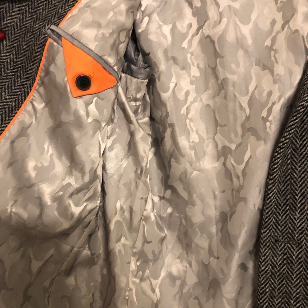 Men's Jacket - Picture 4 of 8